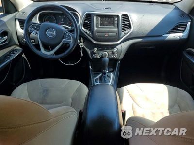 Zdjęcie 8 z 13 samochodu: 2015 JEEP CHEROKEE LATITUDE VIN:1C4PJLCB7FW676770 - miniatura