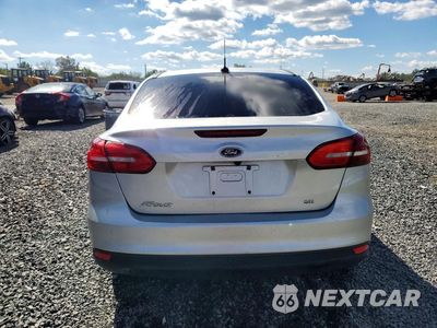 Zdjęcie 6 z 12 samochodu: 2018 FORD FOCUS SE VIN:1FADP3F23JL250782 - miniatura