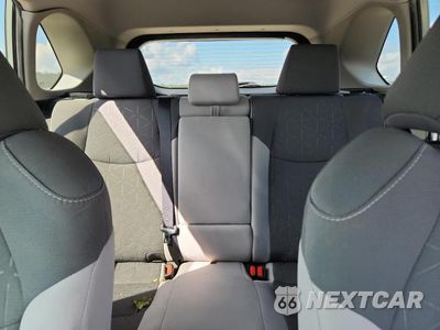 Zdjęcie 10 z 14 samochodu: 2019 TOYOTA RAV4 XLE VIN:2T3W1RFV6KW050124 - miniatura