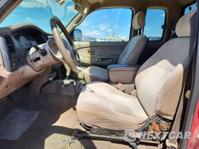 Zdjęcie 7 z 12 samochodu: 2001 TOYOTA TACOMA XTRACAB PRERUNNER VIN:5TESN92N71Z857408 - miniatura
