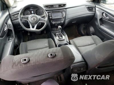Zdjęcie 8 z 14 samochodu: 2017 NISSAN ROGUE SV VIN:KNMAT2MV6HP565918 - miniatura