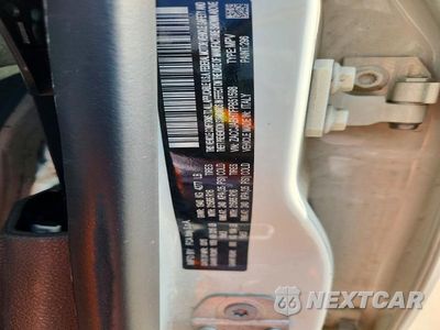 Zdjęcie 26 z 27 samochodu: 2015 JEEP RENEGADE LATITUDE VIN:ZACCJABH7FPB51598 - miniatura