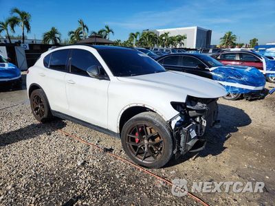 Czwarte zdjęcie samochodu z boku: 2019 ALFA ROMEO STELVIO VIN:ZASPAJAN3K7C71678 - miniatura