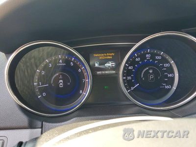 Zdjęcie 9 z 12 samochodu: 2014 HYUNDAI SONATA LIMITED VIN:5NPEC4AC7EH883750 - miniatura