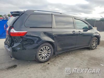 Trzecie zdjęcie samochodu z tyłu: 2019 TOYOTA SIENNA XLE 8-PASSENGER VIN:5TDYZ3DC8KS975277 - miniatura