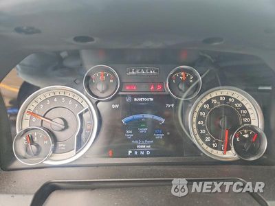 Zdjęcie 9 z 12 samochodu: 2014 RAM 2500 SLT VIN:3C6UR5DJ1EG241258 - miniatura