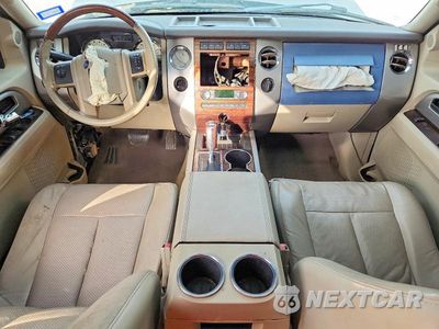 Zdjęcie 8 z 14 samochodu: 2010 FORD EXPEDITION LIMITED VIN:1FMJU1K51AEB65899 - miniatura