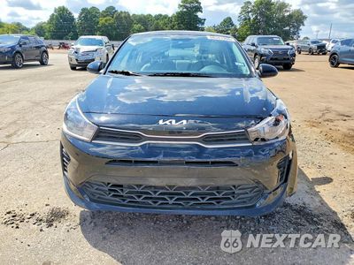 Piąte zdjęcie samochodu w środku: 2023 KIA RIO S VIN:3KPA24AD5PE616270 - miniatura