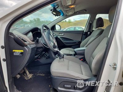 Zdjęcie 7 z 13 samochodu: 2017 HYUNDAI SANTA FE SE VIN:KM8SMDHF8HU169390 - miniatura