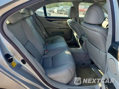 Zdjęcie 10 z 12 samochodu: 2007 LEXS LS 460 VIN:JTHBL46F375011119 - miniatura