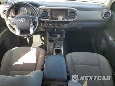 Zdjęcie 8 z 13 samochodu: 2019 TOYOTA TACOMA SR5 V6 VIN:3TMCZ5AN9KM192724 - miniatura
