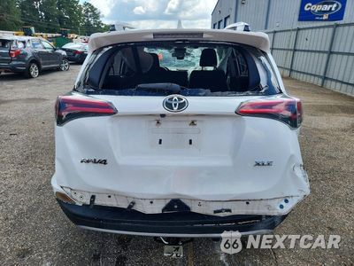 Zdjęcie 6 z 13 samochodu: 2018 TOYOTA RAV4 XLE VIN:JTMWFREV3JJ161049 - miniatura