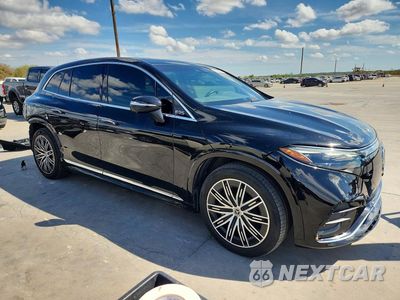 Czwarte zdjęcie samochodu z boku: 2023 MERCEDES-BENZ EQS SUV 580 4MATIC VIN:4JGDM4EB7PA015411 - miniatura