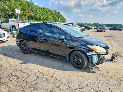 Czwarte zdjęcie samochodu z boku: 2014 TOYOTA PRIUS TWO VIN:JTDKN3DU0E0363303 - miniatura
