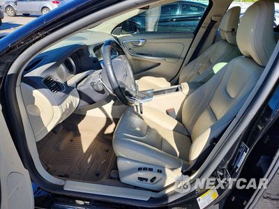 Zdjęcie 7 z 12 samochodu: 2013 VOLVO S60 T5 VIN:YV1612FH1D2188709 - miniatura