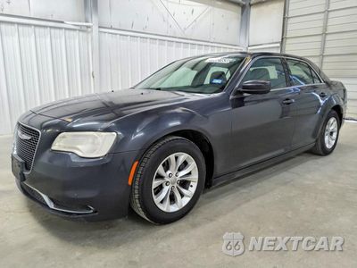 2015 CHRYSLER 300 LIMITED 2C3CCAAGXFH929823 - główne zdjęcie licytacji z USA - miniatura