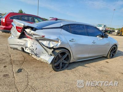 Trzecie zdjęcie samochodu z tyłu: 2016 NISSAN MAXIMA PLATINUM VIN:1N4AA6AP9GC399909 - miniatura