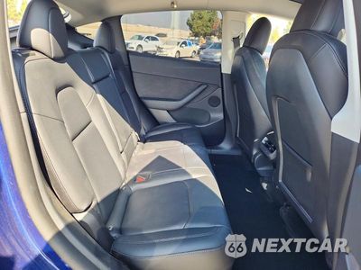 Zdjęcie 11 z 14 samochodu: 2022 TESLA MODEL Y VIN:7SAYGDEF9NF501547 - miniatura