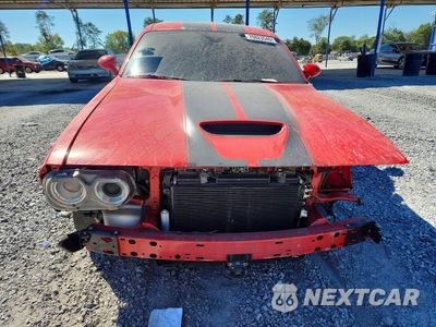 Piąte zdjęcie samochodu w środku: 2016 DODGE CHALLENGER SRT 392 VIN:2C3CDZDJ2GH128971 - miniatura