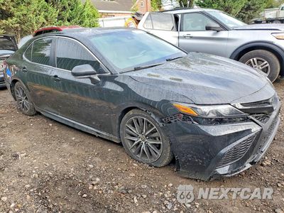 Czwarte zdjęcie samochodu z boku: 2022 TOYOTA CAMRY SE VIN:4T1G11AK3NU709213 - miniatura