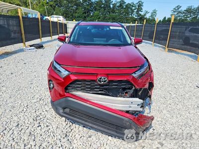 Piąte zdjęcie samochodu w środku: 2023 TOYOTA RAV4 XLE PREMIUM VIN:2T3C1RFV7PW261990 - miniatura
