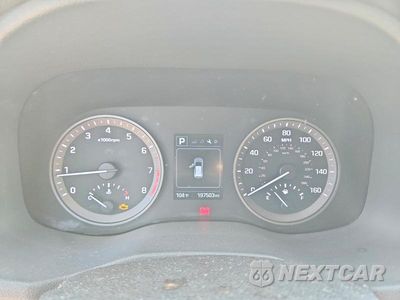 Zdjęcie 9 z 13 samochodu: 2018 HYUNDAI TUCSON VALUE VIN:KM8J33A22JU644117 - miniatura