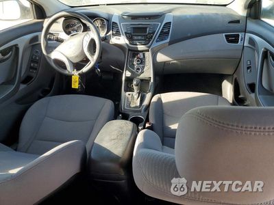 Zdjęcie 8 z 12 samochodu: 2016 HYUNDAI ELANTRA SE VIN:5NPDH4AE2GH686714 - miniatura
