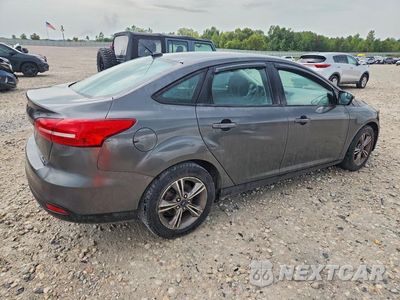 Trzecie zdjęcie samochodu z tyłu: 2017 FORD FOCUS SE VIN:1FADP3FE0HL274042 - miniatura