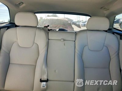 Zdjęcie 10 z 13 samochodu: 2023 VOLVO XC60 PLUS VIN:YV4L12RN0P1389180 - miniatura