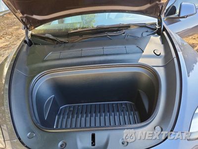Zdjęcie 11 z 13 samochodu: 2021 TESLA MODEL Y VIN:5YJYGDEE8MF263001 - miniatura