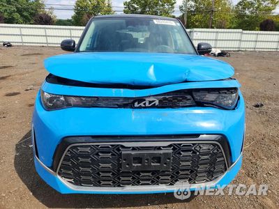 Piąte zdjęcie samochodu w środku: 2023 KIA SOUL GT LINE VIN:KNDJ53AU5P7204660 - miniatura