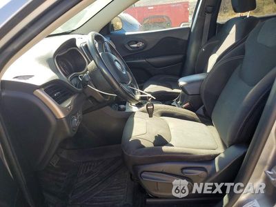 Zdjęcie 7 z 13 samochodu: 2016 JEEP CHEROKEE LATITUDE VIN:1C4PJMCS2GW218335 - miniatura