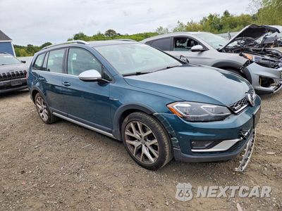 Czwarte zdjęcie samochodu z boku: 2019 VOLKSWAGEN GOLF ALLTRACK S VIN:3VWM17AU8KM524003 - miniatura
