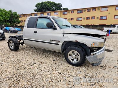 Czwarte zdjęcie samochodu z boku: 1998 DODGE RAM 1500 VIN:1B7HC13Z5WJ136606 - miniatura