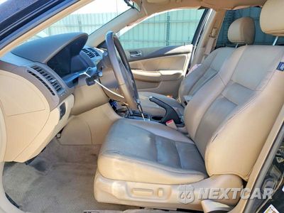 Zdjęcie 7 z 12 samochodu: 2007 HONDA ACCORD EX VIN:JHMCM56897C002025 - miniatura