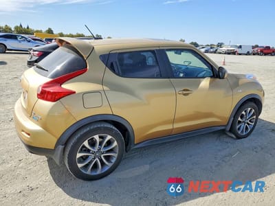 Trzecie zdjęcie samochodu z tyłu: 2013 NISSAN JUKE S VIN:JN8AF5MV9DT205122 - miniatura