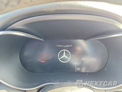 Zdjęcie 9 z 12 samochodu: 2020 MERCEDES-BENZ C 300 VIN:W1KWF8DB5LR595243 - miniatura