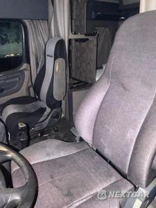 Zdjęcie 9 z 10 samochodu: 2008 FREIGHTLINER CASCADIA 125 VIN:1FUJGLCK18LZ65919 - miniatura