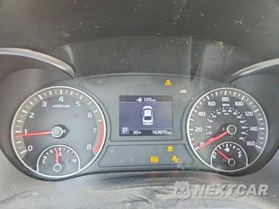 Zdjęcie 9 z 12 samochodu: 2019 KIA OPTIMA LX VIN:5XXGT4L30KG277025 - miniatura