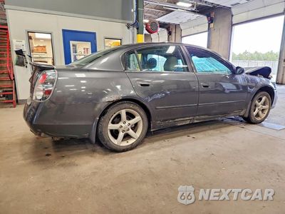 Trzecie zdjęcie samochodu z tyłu: 2005 NISSAN ALTIMA 3.5 SE VIN:1N4BL11D55N447334 - miniatura