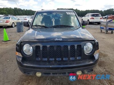 Piąte zdjęcie samochodu w środku: 2016 JEEP PATRIOT SPORT VIN:1C4NJPBB7GD590386 - miniatura