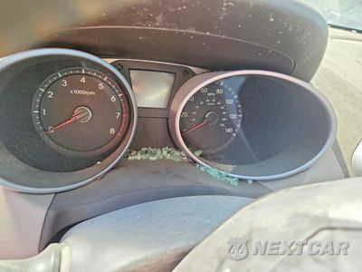 Zdjęcie 9 z 13 samochodu: 2013 HYUNDAI TUCSON GLS VIN:KM8JU3AC8DU649705 - miniatura