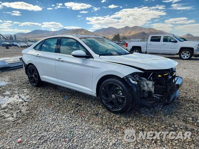 Czwarte zdjęcie samochodu z boku: 2025 VOLKSWAGEN JETTA SE VIN:3VW7X7BU2SM068722 - miniatura