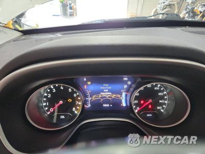 Zdjęcie 9 z 13 samochodu: 2020 JEEP COMPASS LIMITED VIN:3C4NJDCB2LT151954 - miniatura