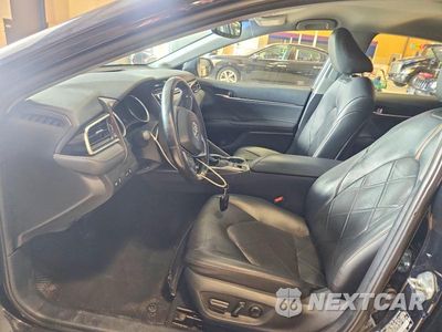 Zdjęcie 7 z 12 samochodu: 2018 TOYOTA CAMRY XLE VIN:4T1B11HK1JU041891 - miniatura