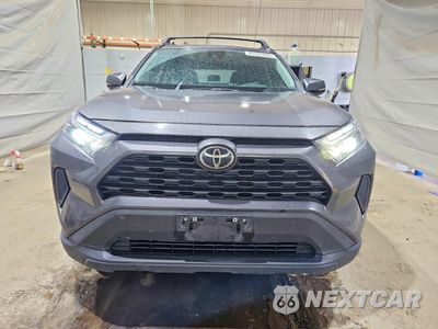 Piąte zdjęcie samochodu w środku: 2024 TOYOTA RAV4 XLE VIN:2T3P1RFVXRW473867 - miniatura