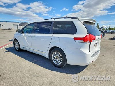 Drugie zdjęcie samochodu z przodu: 2013 TOYOTA SIENNA XLE 8-PASSENGER VIN:5TDYK3DC9DS401861 - miniatura