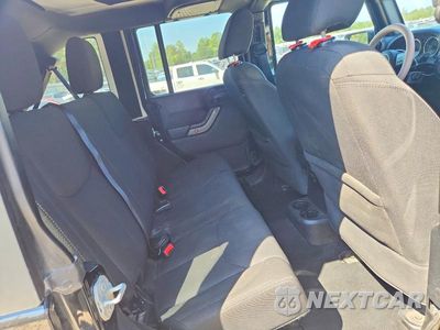 Zdjęcie 11 z 14 samochodu: 2015 JEEP WRANGLER UNLIMITED SPORT VIN:1C4BJWDG1FL762468 - miniatura