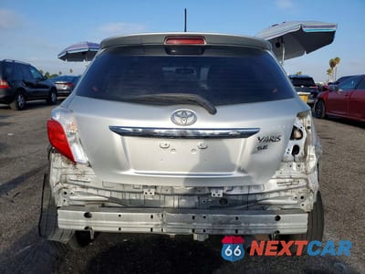 Zdjęcie 6 z 13 samochodu: 2012 TOYOTA YARIS VIN:JTDKTUD35CD528982 - miniatura