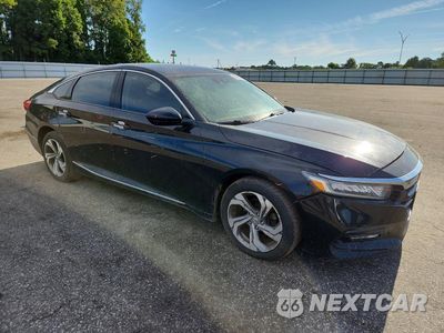Czwarte zdjęcie samochodu z boku: 2018 HONDA ACCORD EX VIN:1HGCV1F4XJA143775 - miniatura